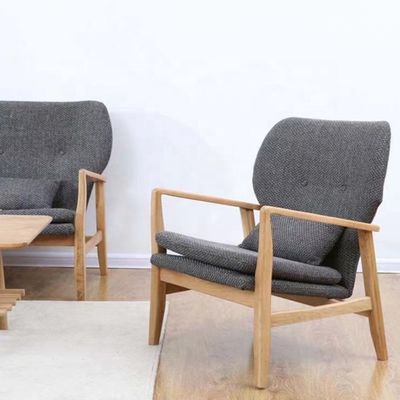 Migliora la tua esperienza di parco con questo recliner in legno per braccio di design moderno