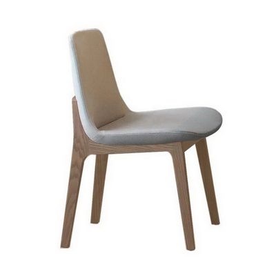 Sedie da pranzo in legno di design moderno per posti a sedere personalizzati in ristorante