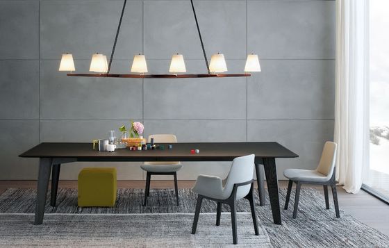 Sedie da pranzo in legno di design moderno per posti a sedere personalizzati in ristorante