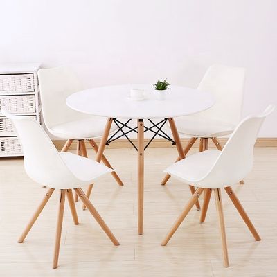 NO Assicurazione piegata Personalizzata Pratica Professionale Tavolo da pranzo quadrato con gambe di legno massiccio Tavolo da caffè Imballaggio postale
