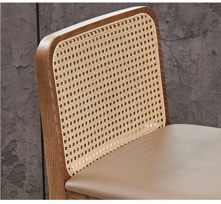 PU/Fabric Sponge Seat Nordic Polstered Bar Stool Chair Chair in legno Rattan Chair per bar moderno