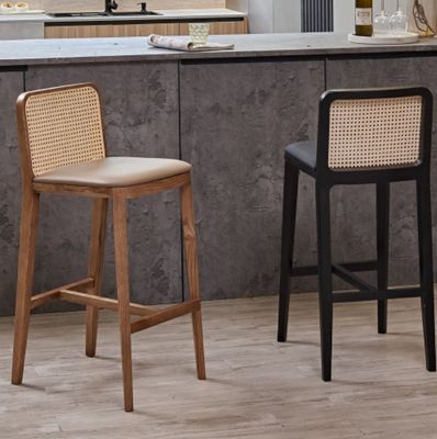 PU/Fabric Sponge Seat Nordic Polstered Bar Stool Chair Chair in legno Rattan Chair per bar moderno