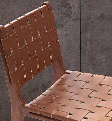 Sedie da bar Nordic Bistro con sedie tessute in pelle di sella