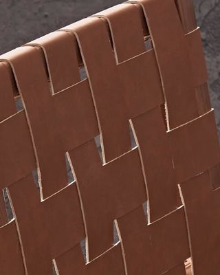 Sedie da bar Nordic Bistro con sedie tessute in pelle di sella