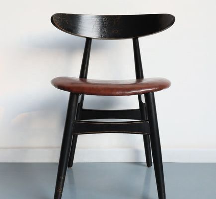 Scavo in legno massello Disegno pratico e moderno per lo sgabello osmanico