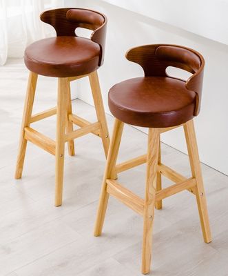 Nordic Modern Simple Wood Bar High Chair Scaunetto in legno massello naturale all'interno di strutture per il tempo libero e sgaunetto alto