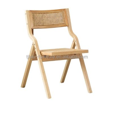 Sedie pieghevoli in legno di rattan per il soggiorno Sedie da pranzo Stile di design moderno per i mobili del soggiorno e costruzioni in legno massello