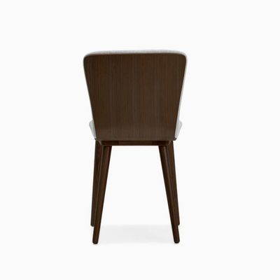 Poltrona da pranzo moderna nordica con gambe in legno massello e sedile imbottito