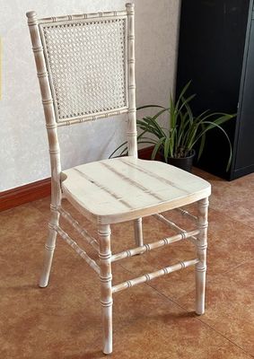 Sedile da pranzo naturale nero robusto design nordico Moderno campione Legno massello PU pelle per la stanza di nozze