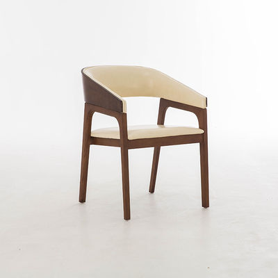 Sedia presidenziale in legno massello di design nordico mobili in pelle nera nota poltrona per il ristorante Garanzia di un anno
