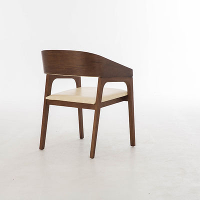 Sedia presidenziale in legno massello di design nordico mobili in pelle nera nota poltrona per il ristorante Garanzia di un anno
