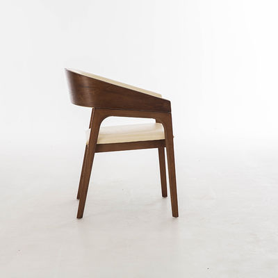 Sedia presidenziale in legno massello di design nordico mobili in pelle nera nota poltrona per il ristorante Garanzia di un anno