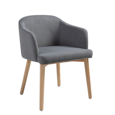 Cattedra da pranzo in legno di quercia danese per durabilità e stile