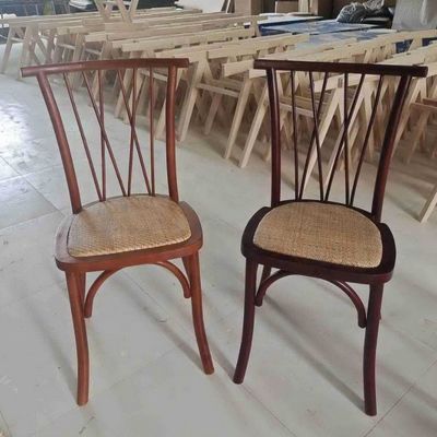 Fabbricazione Fornitura Sedie in legno impilabili per eventi Design moderno Hotel Ristorante Banchetto e casa