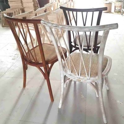 Fabbricazione Fornitura Sedie in legno impilabili per eventi Design moderno Hotel Ristorante Banchetto e casa