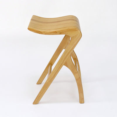 Home Bar Essential Bar bar in legno massello laccato con sedia alta