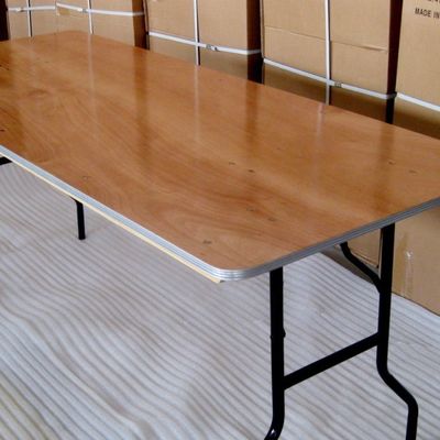 Banchetto in legno massello esterno rettangolare matrimonio hotel tavoli da pranzo pieghevoli in design moderno per matrimoni e hotel