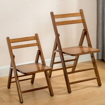 Sedie in legno pieghevoli di design nordico per mangiare in ristoranti e hotel