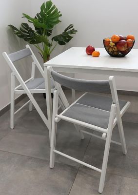 Migliori sedie pieghevoli in legno 2023 per l'uso in hotel