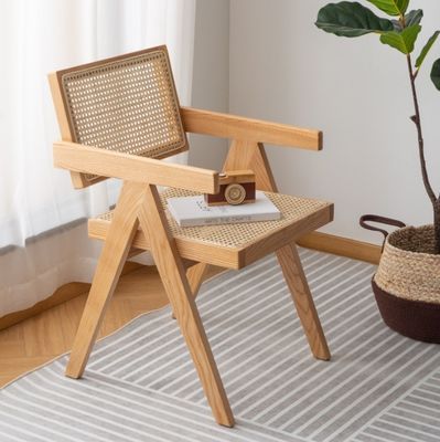 Sedia di rotinato per arredi da pranzo classici interni nei ristoranti