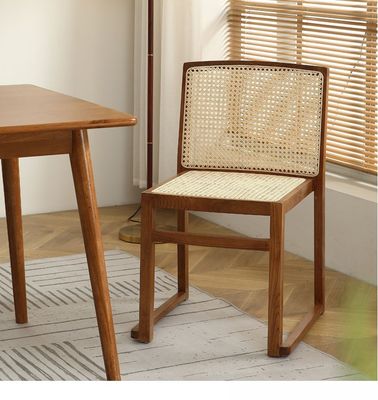 Sedile da pranzo in rotino impilato Sedile senza braccia in legno personalizzato per sala da pranzo W49CM*D42.5CM*H80CM