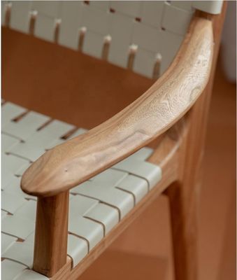 Hotel Nordic Design Sedile di cavallo in legno di cenere massiccio Sedile di pelle tessuto Sedile da pranzo impilabile per caffè e ristorante moderni