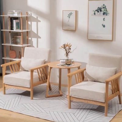 Moderna poltrona in legno massello La combinazione perfetta di stile e comfort per il vostro soggiorno