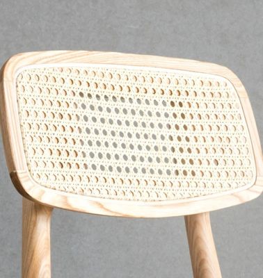 Moderno Disegno Sedile da pranzo in legno massello senza braccia in rotino per mobili domestici interni