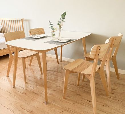 Sedie da pranzo in legno massello per ristoranti specializzati per giovani