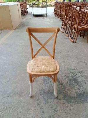 Sedia da pranzo in rotino a schiena crociata in legno impilabile in stile nordico con taglia personalizzata W42CM*D44CM*H87CM