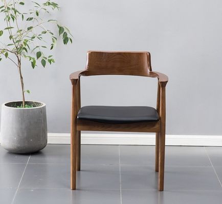 Sedie da pranzo in legno massello imbottite in stile nordico classico per sala da pranzo e soggiorno