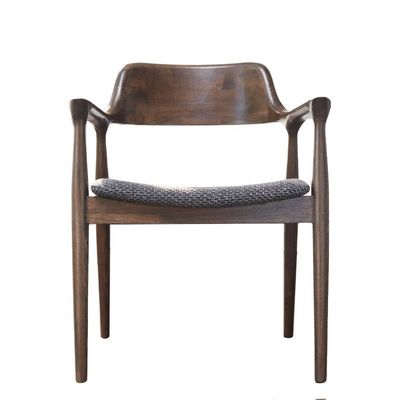 Arredamento per la sala da pranzo Moderno in pelle nera imbottito in legno Sedile da pranzo con imbottitura e design