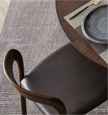 Modern Bent Backrest Legno massello impilabile Sedile da pranzo in cuoio imbottito con design curvo di schienale