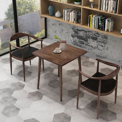 Colore personalizzato Sala da pranzo in legno massello Tavolo da caffè quadrato Tavolo da caffè moderno leggero lusso piccolo quadrato