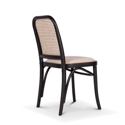 Classico sedile da pranzo a telaio in legno massello in rotino nero per il soggiorno Ristorante Hotel Stile di design moderno