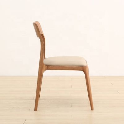 Arredamento domestico nordico moderno Sedile da pranzo in legno di cenere impilabile senza piegatura Disegno specifico in legno