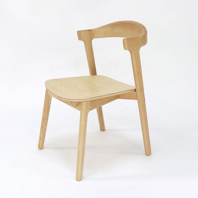 Elegante e confortevole seduta di riposo in legno di cenere moderno per caffetteria hotel ristorante 53cm*50cm*76cm