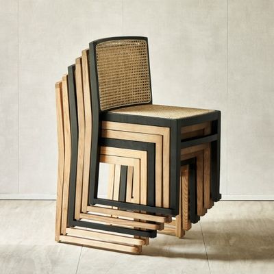 Spazio risparmiato Stagliamento Sedie da pranzo in legno rotano Stile nordico moderno per una cucina comoda