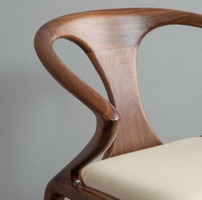 Sedile da letto in legno massello nordico con appoggio per braccio finitura laccata di design moderno