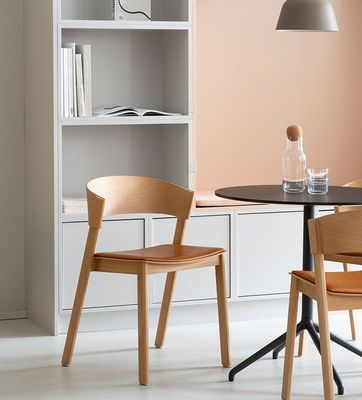 Disegni personalizzati Sedile da pranzo in legno impilabile per hotel ristorante in design moderno