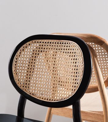 Vintage Luxury Hotel Rattan Mobile in legno massello Sedile da pranzo per ristorante in nero