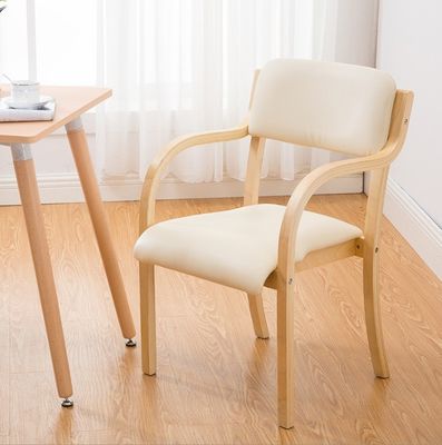 Sedile da pranzo in legno massello naturale impilabile per eventi Sedile di legno finitura laccata