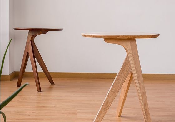 Tavolo rotondo d'epoca Disegni personalizzati per tavolo da tavolo in legno massello Arredamento del soggiorno