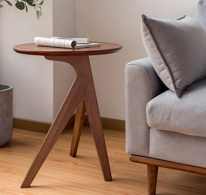 Tavolo rotondo d'epoca Disegni personalizzati per tavolo da tavolo in legno massello Arredamento del soggiorno