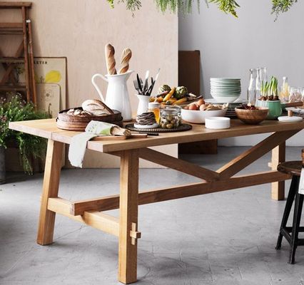 Tavolo da pranzo rettangolare in stile nordico per hotel e ristoranti Materiale in legno massello incluso