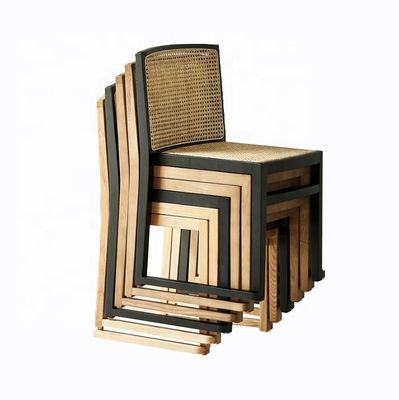 Confezionamento della posta Sedile da pranzo in legno massello robusto con design moderno e rotino impilabile