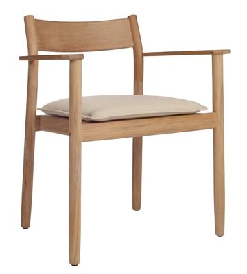 Sedia imbottita in legno per cantina e elegante esperienza culinaria