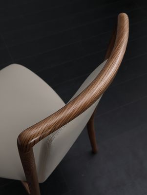 Home Arredamento Generale Design Italiano Moderno Legno Massello PU Pelle Sala da pranzo Sedia ristorante con appoggio braccio