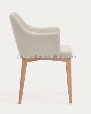Sedile da soggiorno a gambe in legno massello Sedile da svago con schienale di design unico Sedile da pranzo in tessuto per mobili da pranzo moderni