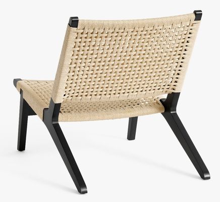 Moderna sedia da soggiorno in legno tessuto a corda in legno massello sedia per il tempo libero per la sofisticazione nel design nordico